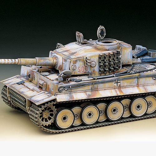 [1/35] 13264 TIGER-I WWII TANK &quot;EARLY-EXTERIOR MODEL&quot;